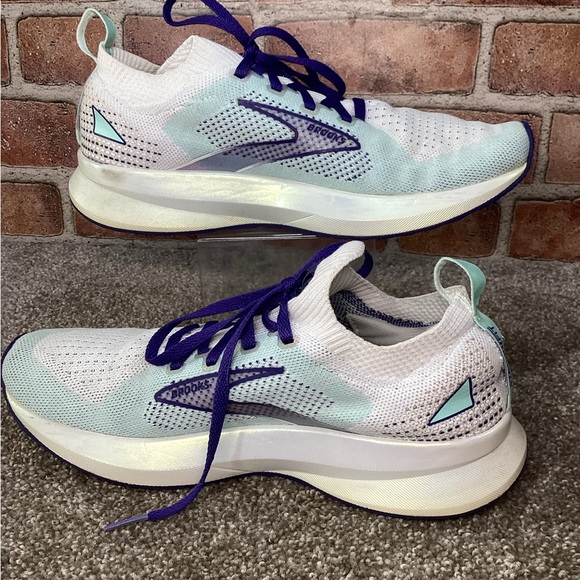 Brooks levitate 5 stealth fit womens running shoes size 8 - Picture 2 of 6